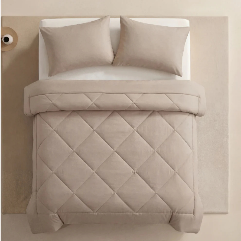 ARVEN DreamWrap® — El edredón que se lava como una sábana
